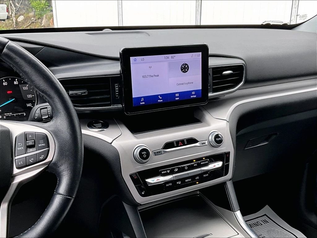 Used 2023 White Ford XLT image 19