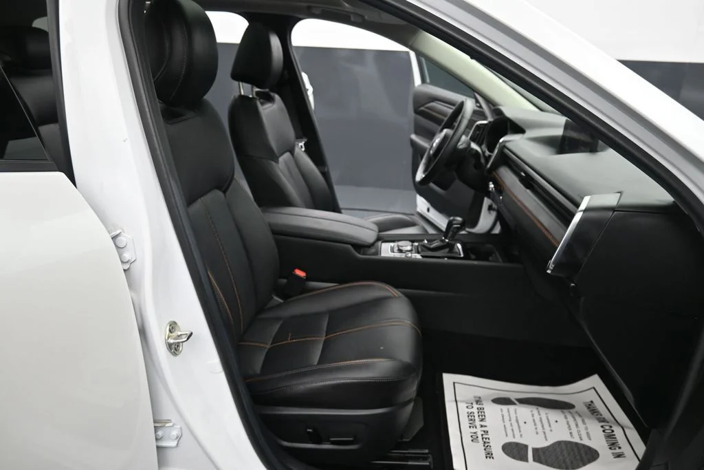 Used 2025 Pearl Mazda 2.5 S Premium Plus Package image 26