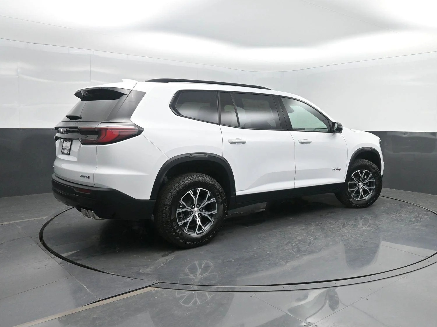 2026 GMC Acadia AT4 - Photo 3