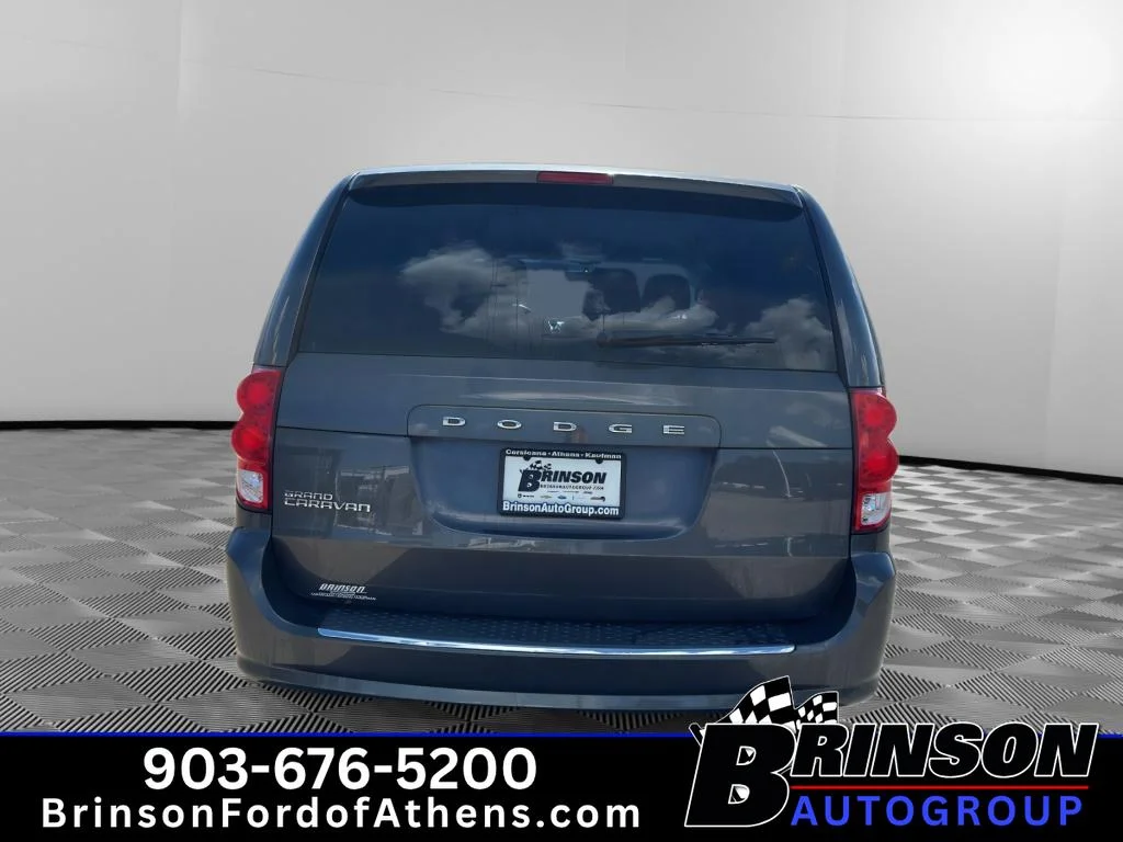 Used 2016 Granite Crystal Metallic Clearcoat Dodge American Value Pkg image 6