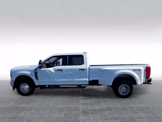 Used 2026 White Ford XLT image 4