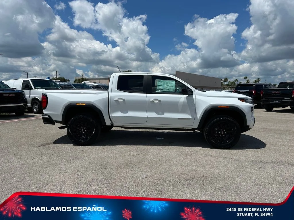 New 2026 Summit White GMC Elevation image 4