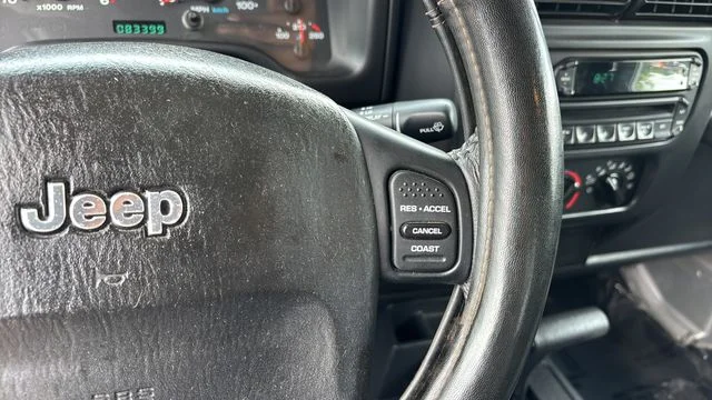 Used 2006 Silver Jeep Unlimited image 23