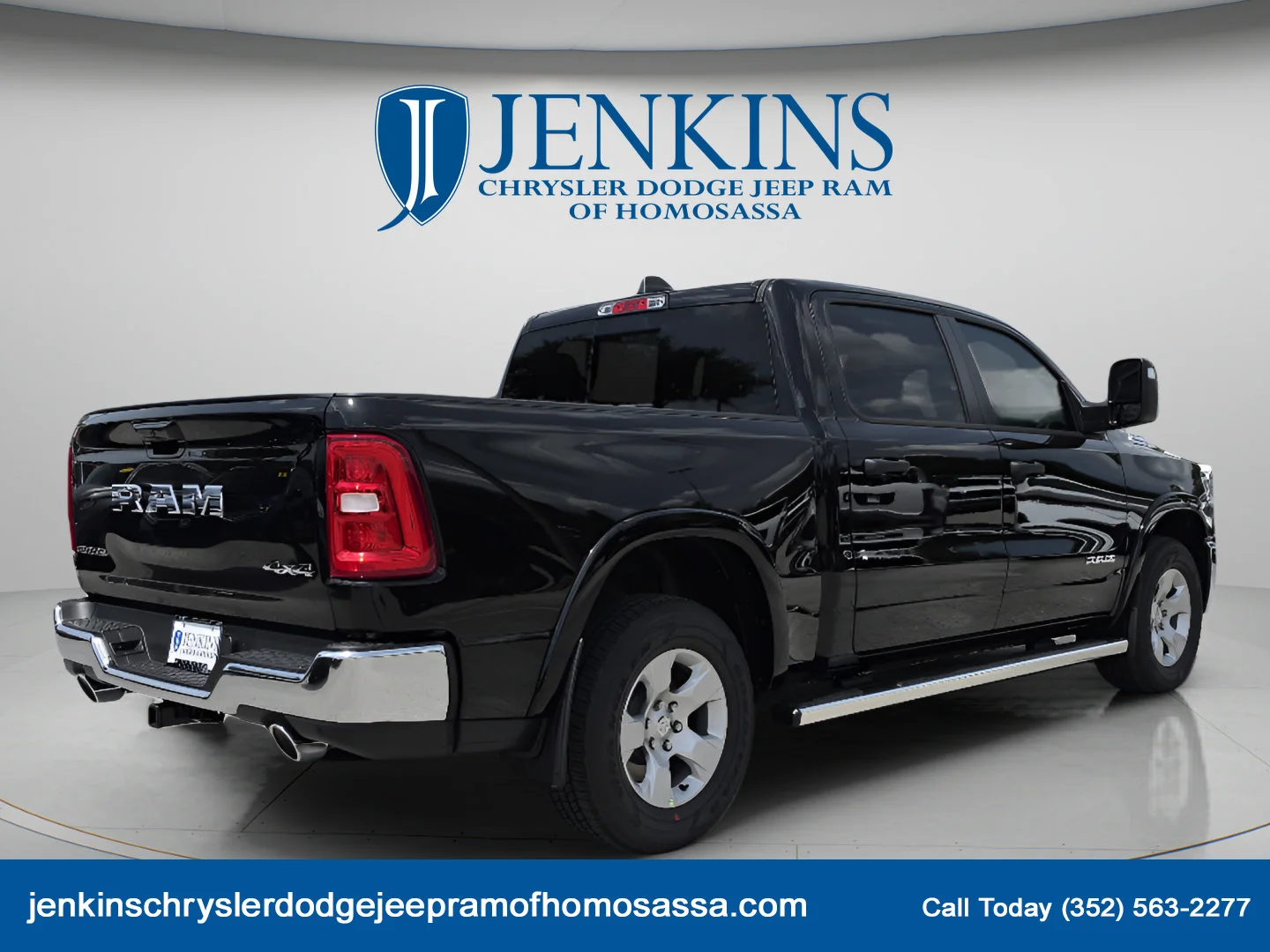 Used 2026 Diamond Black Crystal Pearlcoat Ram Big Horn image 4