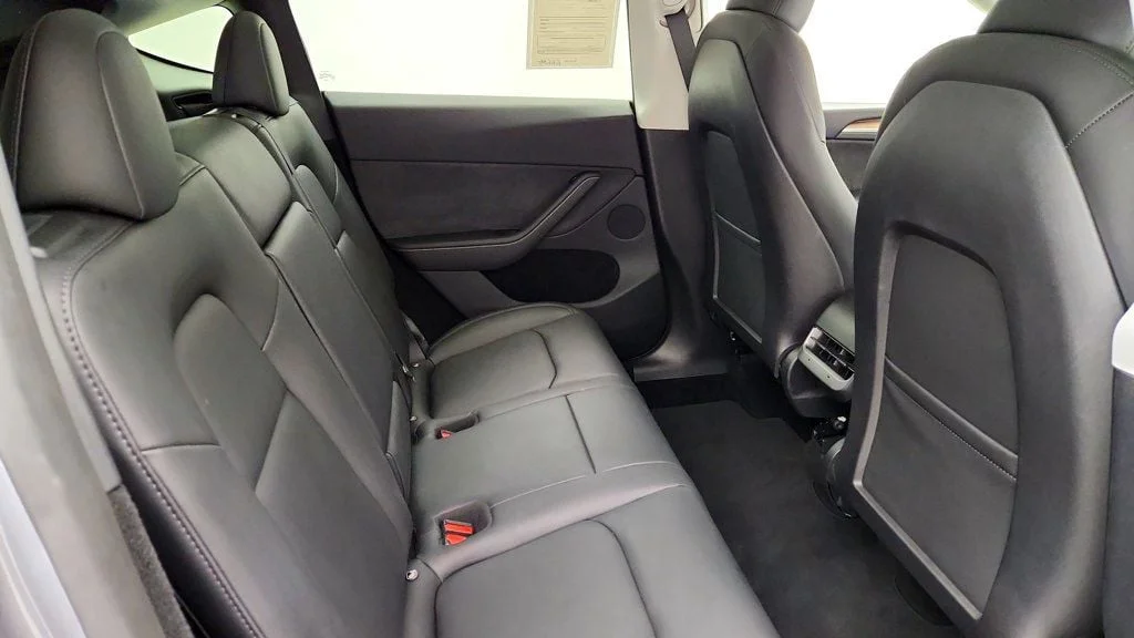 Used 2024 Quicksilver Tesla Long Range AWD image 27