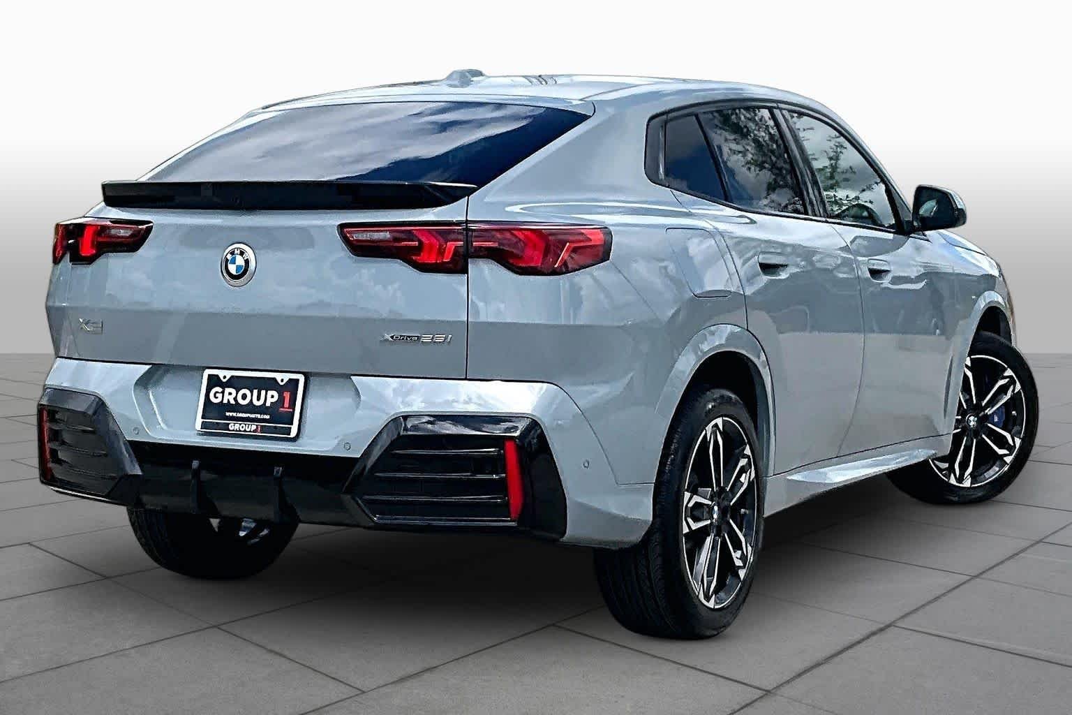 Used 2026 Brooklyn Grey Metallic BMW xDrive28i image 12
