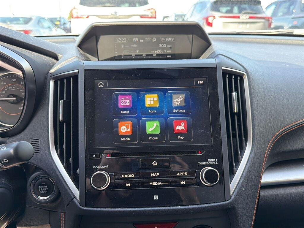 Used 2018 Dark Gray Metallic Subaru Limited image 17