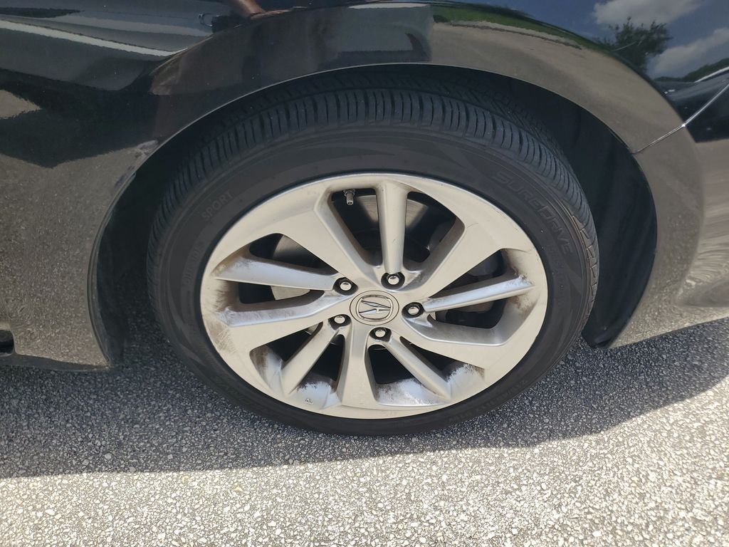 Used 2017 Black Acura Base image 9