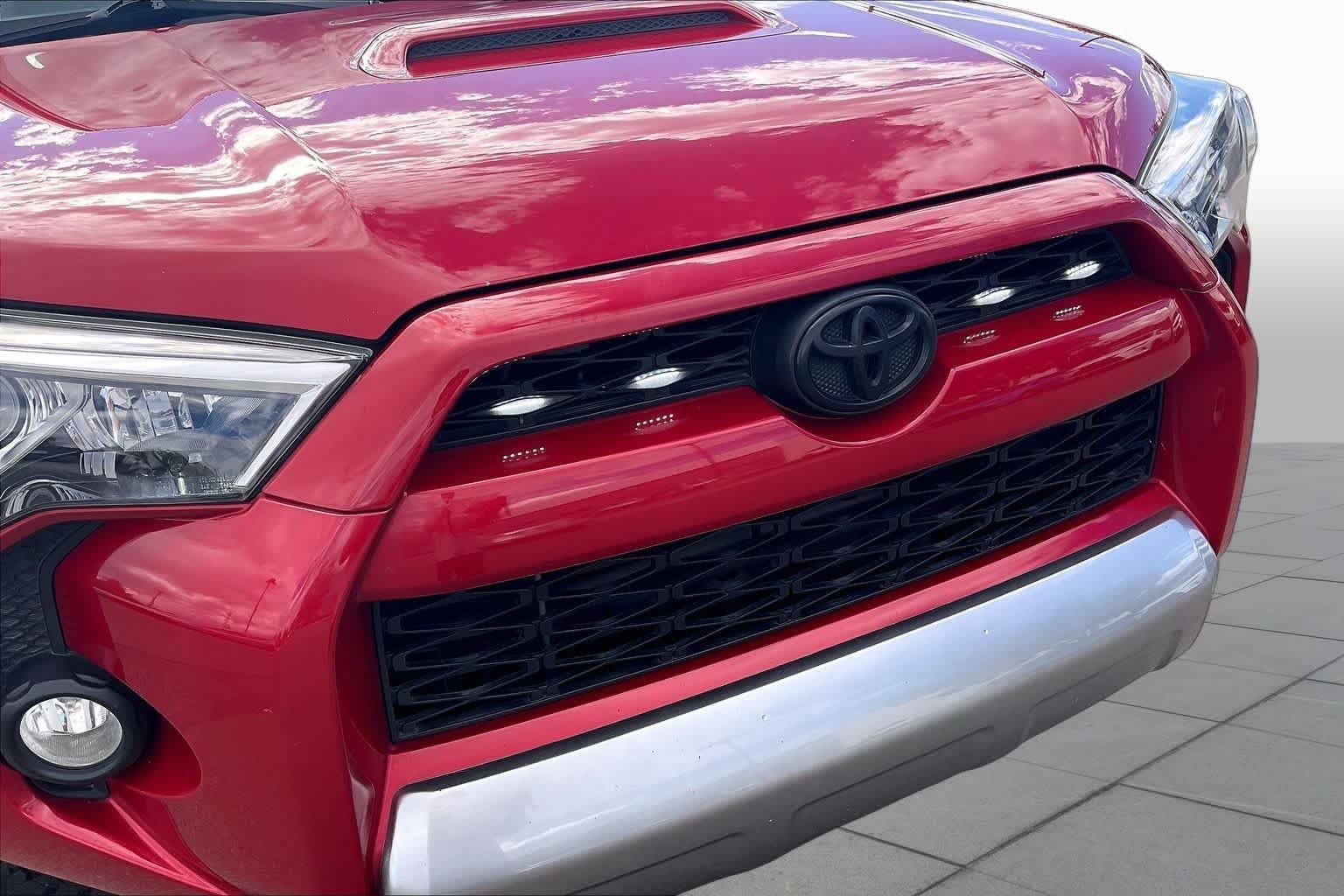 Used 2019 Barcelona Red Metallic Toyota TRD Off Road Premium image 28