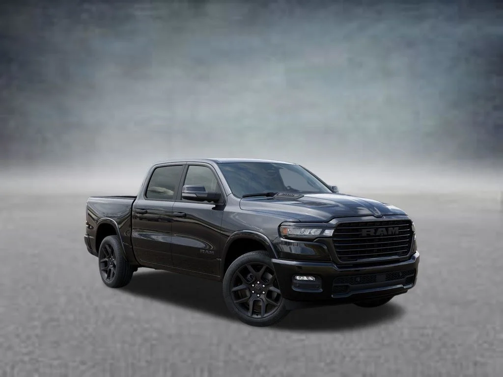 New 2026 Diamond Black Crystal Pearl-Coat Exterior Paint RAM Laramie image 5
