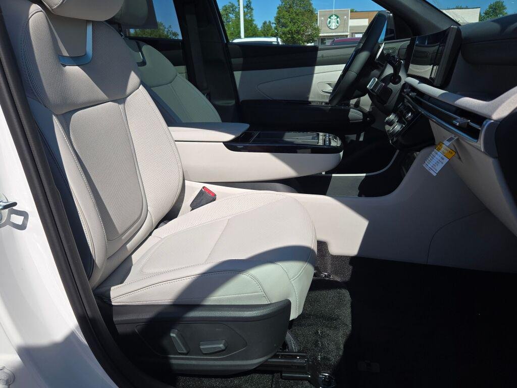 New 2026 White Hyundai Limited image 7