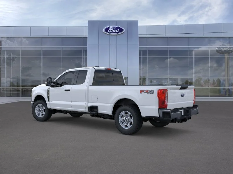 New 2026 Oxford White Ford F-250® XLT image 4