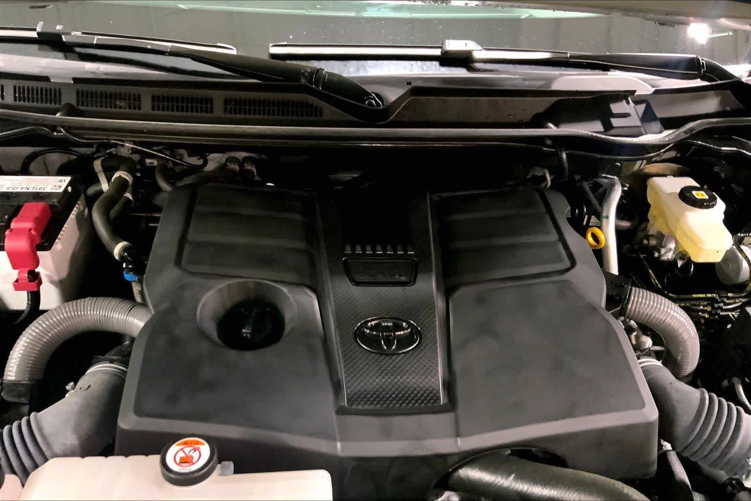 Used 2025 Lunar Rock Toyota SR5 image 34