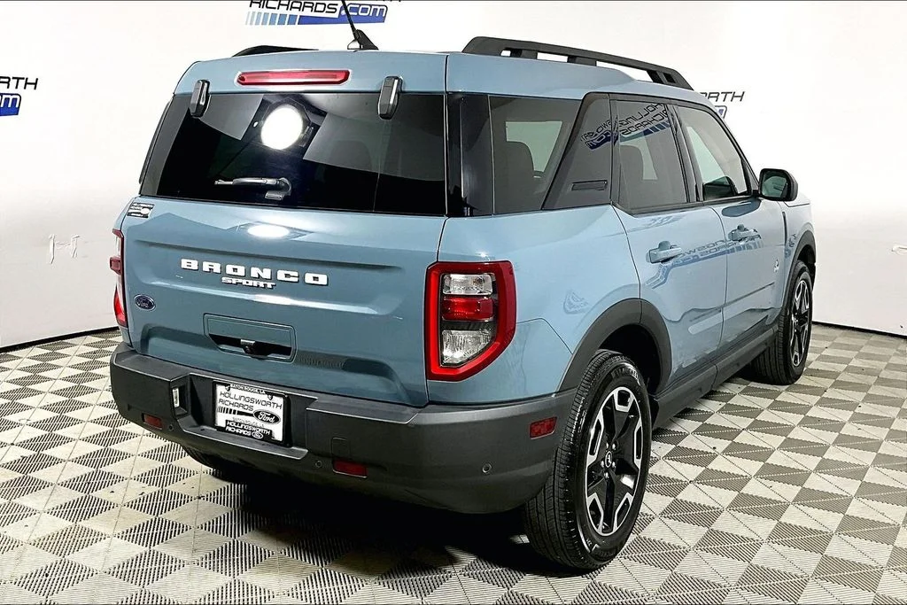 Used 2023 Area 51 Ford Outer Banks image 9
