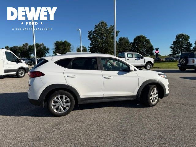 Used 2020 Winter White Hyundai Value image 14