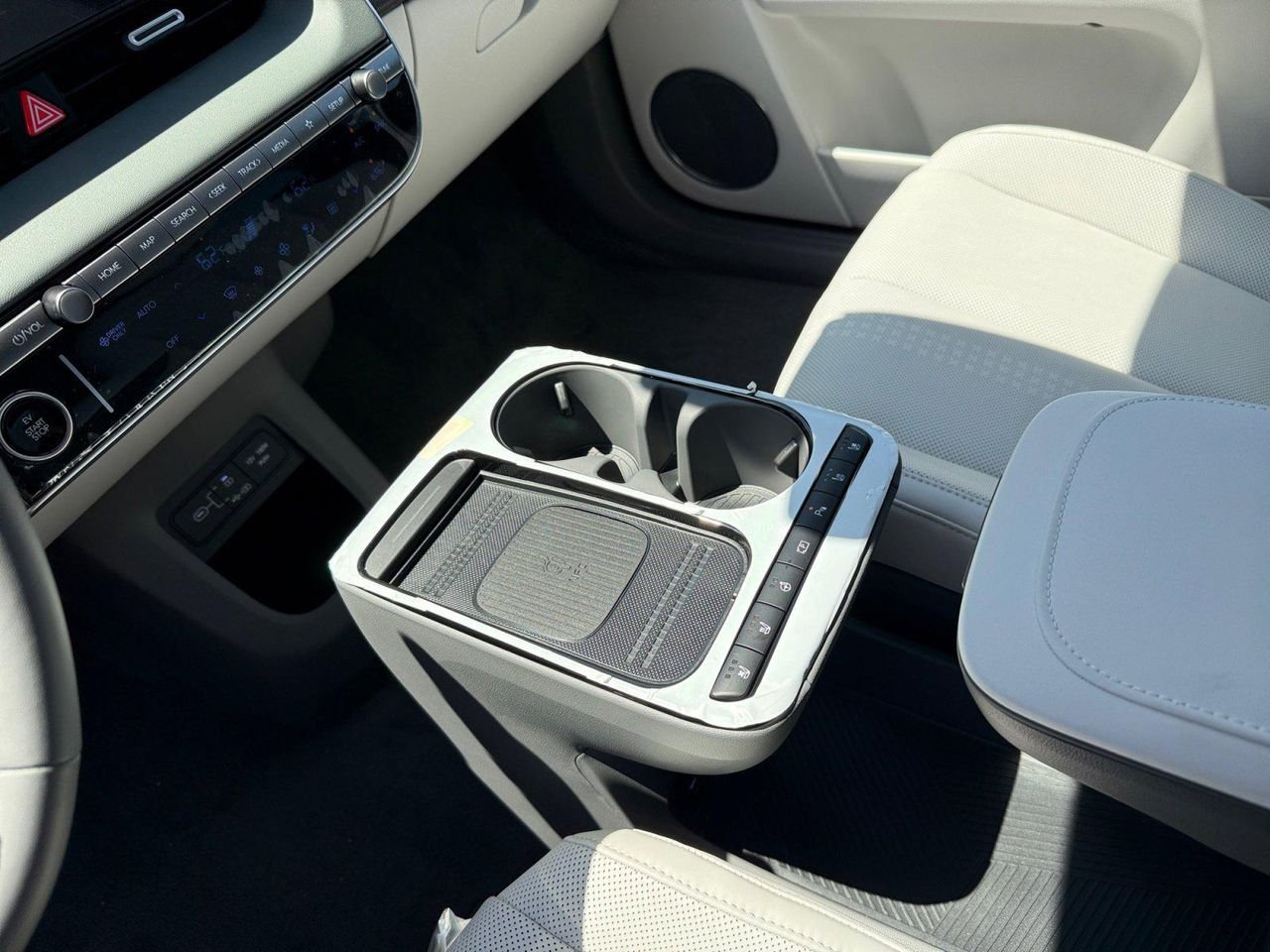 New 2026 Cyber Gray Hyundai Limited image 33