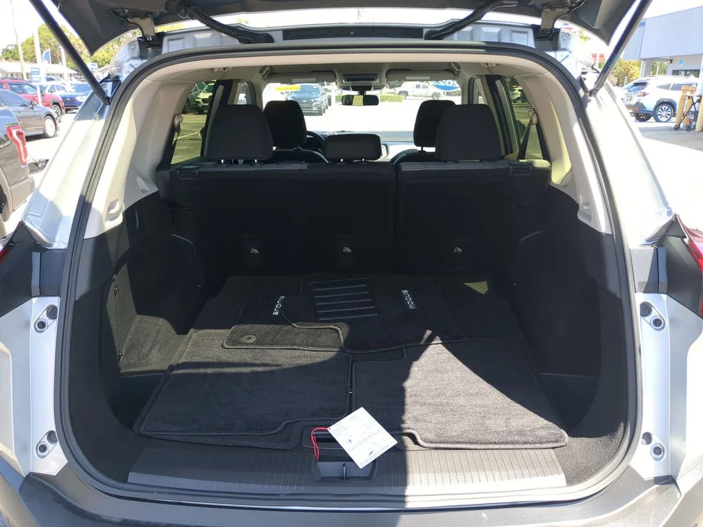 Used 2023 Silver Nissan SV image 9