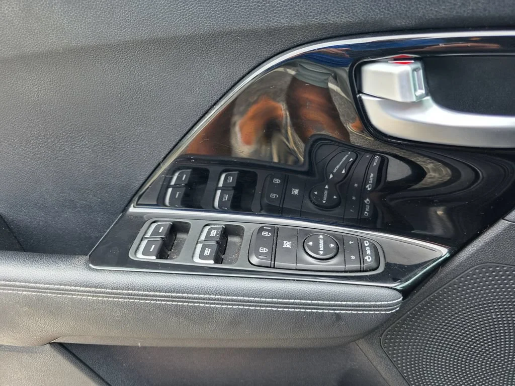 Used 2020 Gray Kia EX image 14