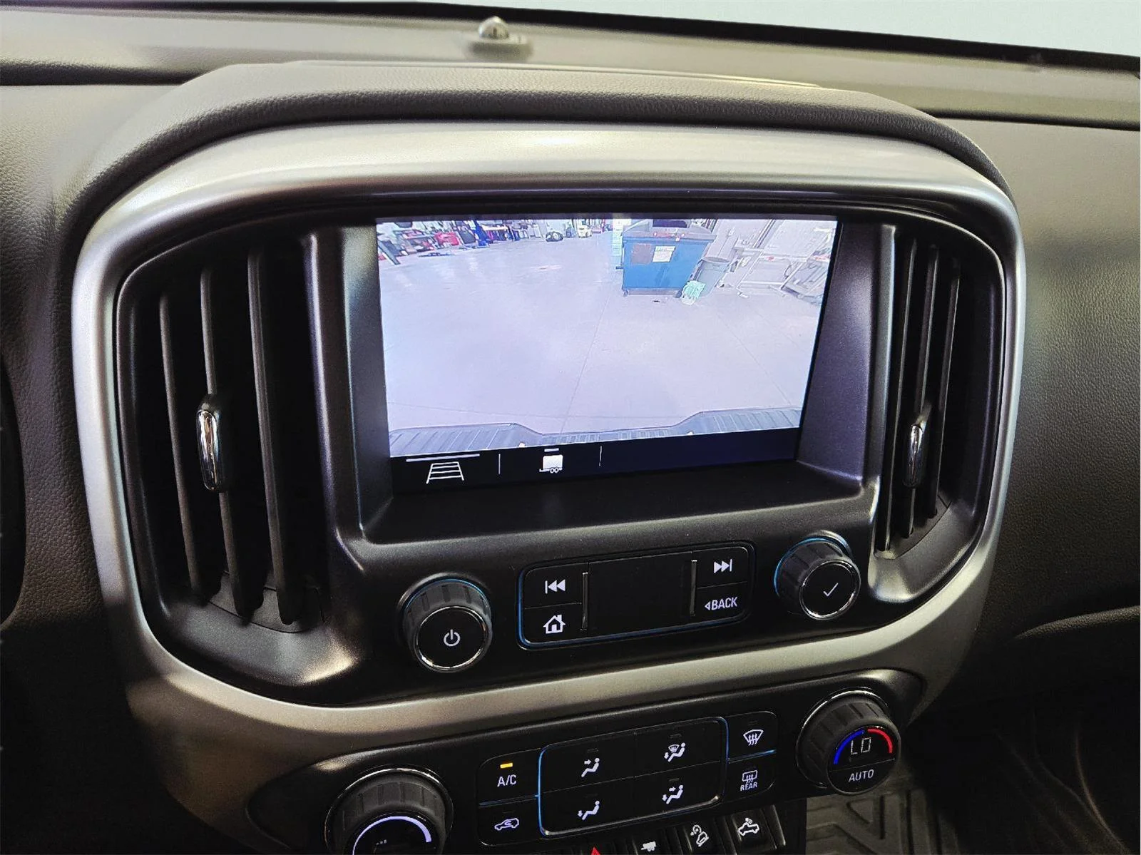 Used 2022 Sand Dune Metallic Chevrolet 4WD ZR2 image 14