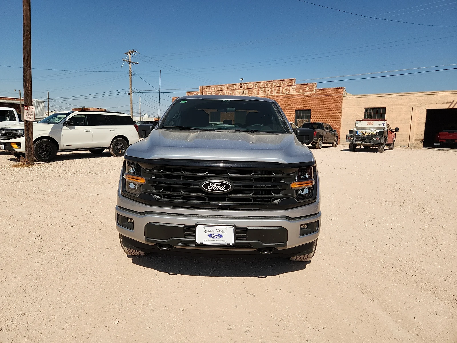 New 2026 Iconic Silver Metallic Ford XLT image 2