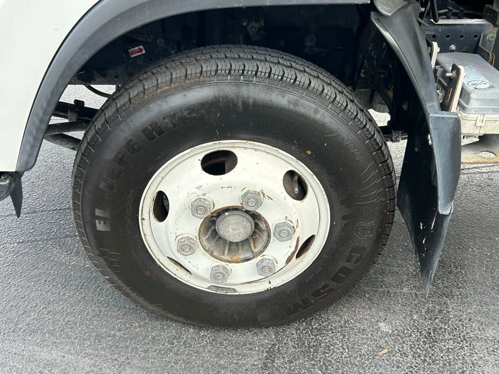 2019 Isuzu NPR HD - Photo 14