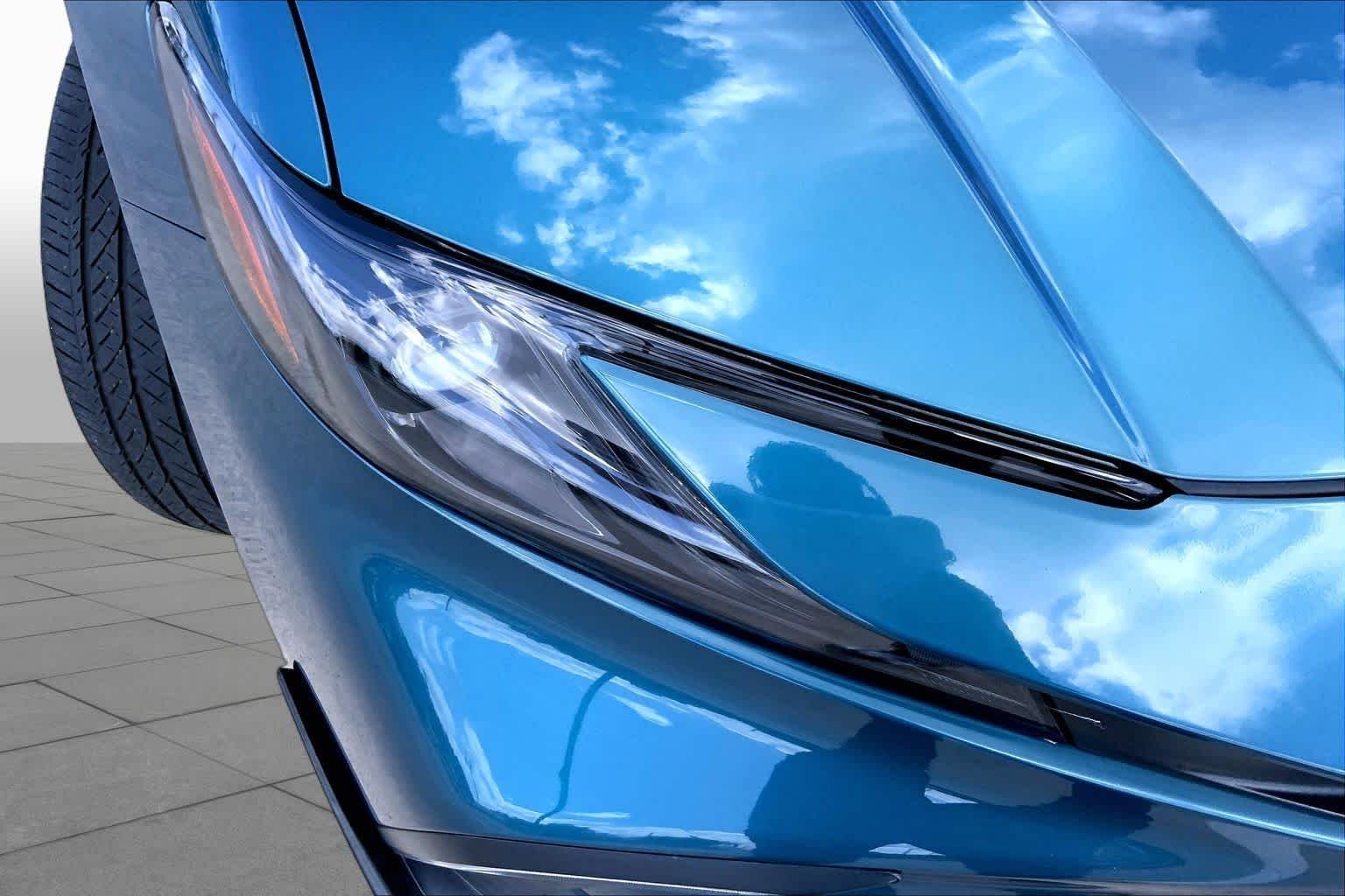 Used 2025 Ocean Gem Toyota SE image 51