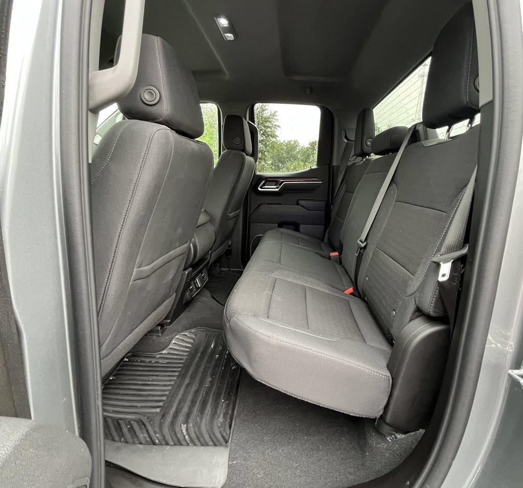 2026 Chevrolet Silverado 1500 LT - Photo 14
