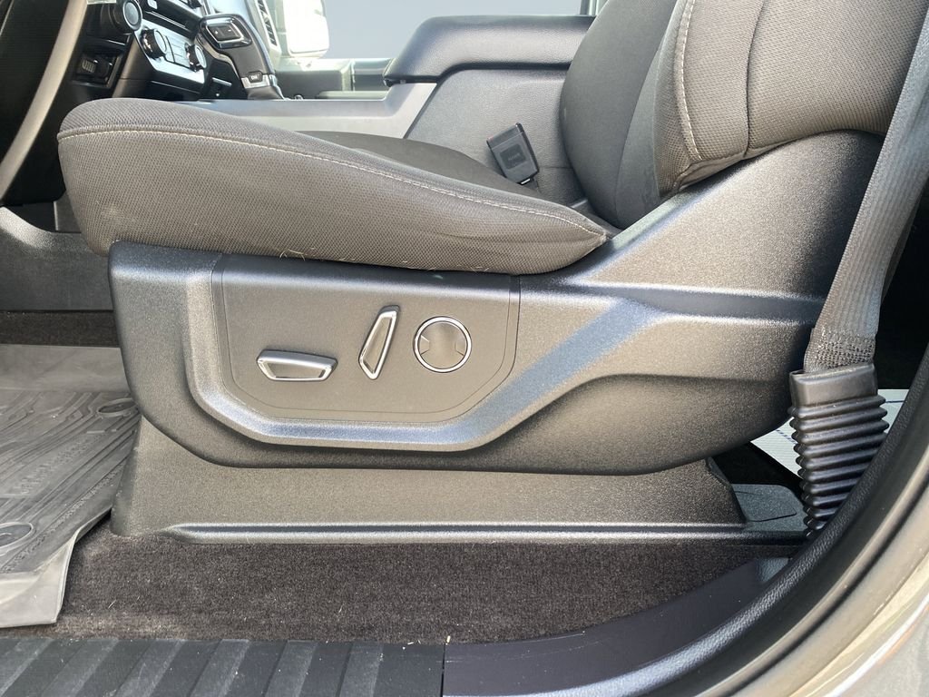 Used 2018 Magnetic Ford XLT image 11