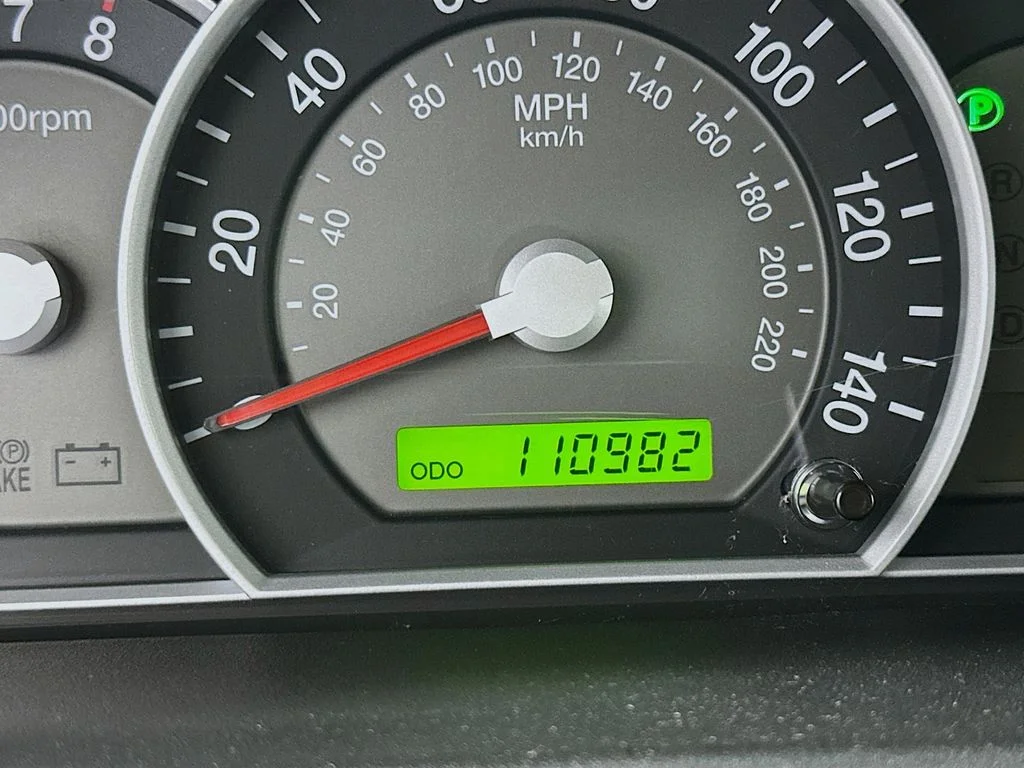 Used 2008 Alpine Gray Kia LX image 13