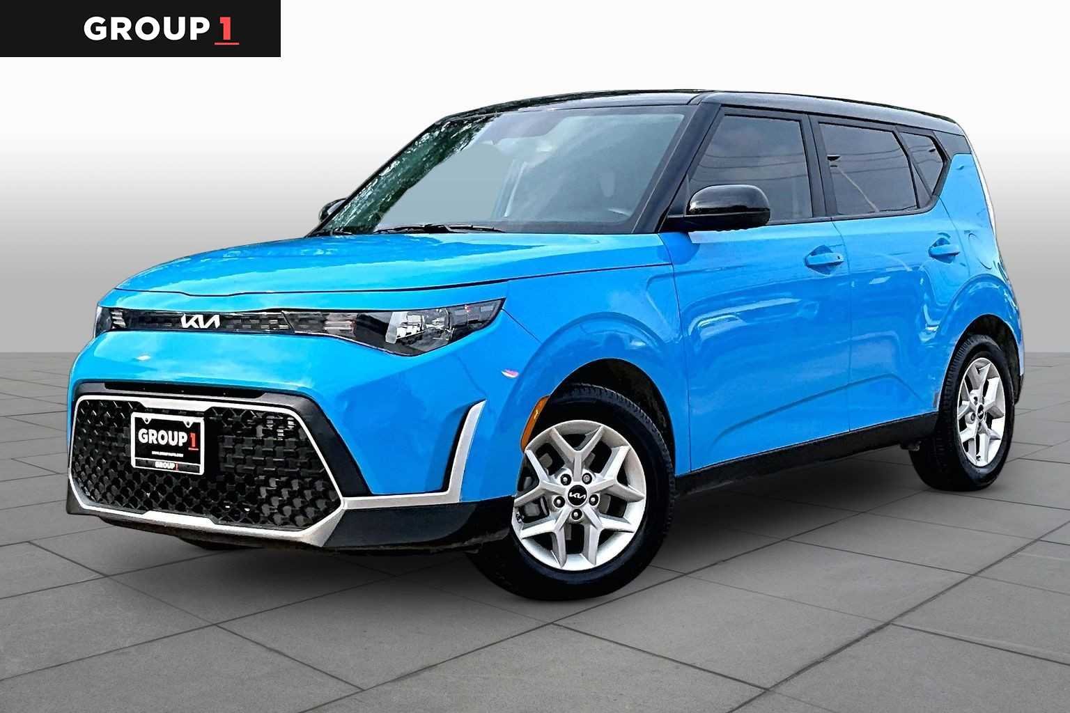 2024 Kia Soul 2.0L S IVT's photo