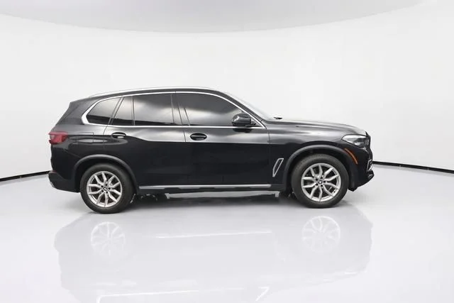 Used 2020 Black BMW xDrive40i image 15