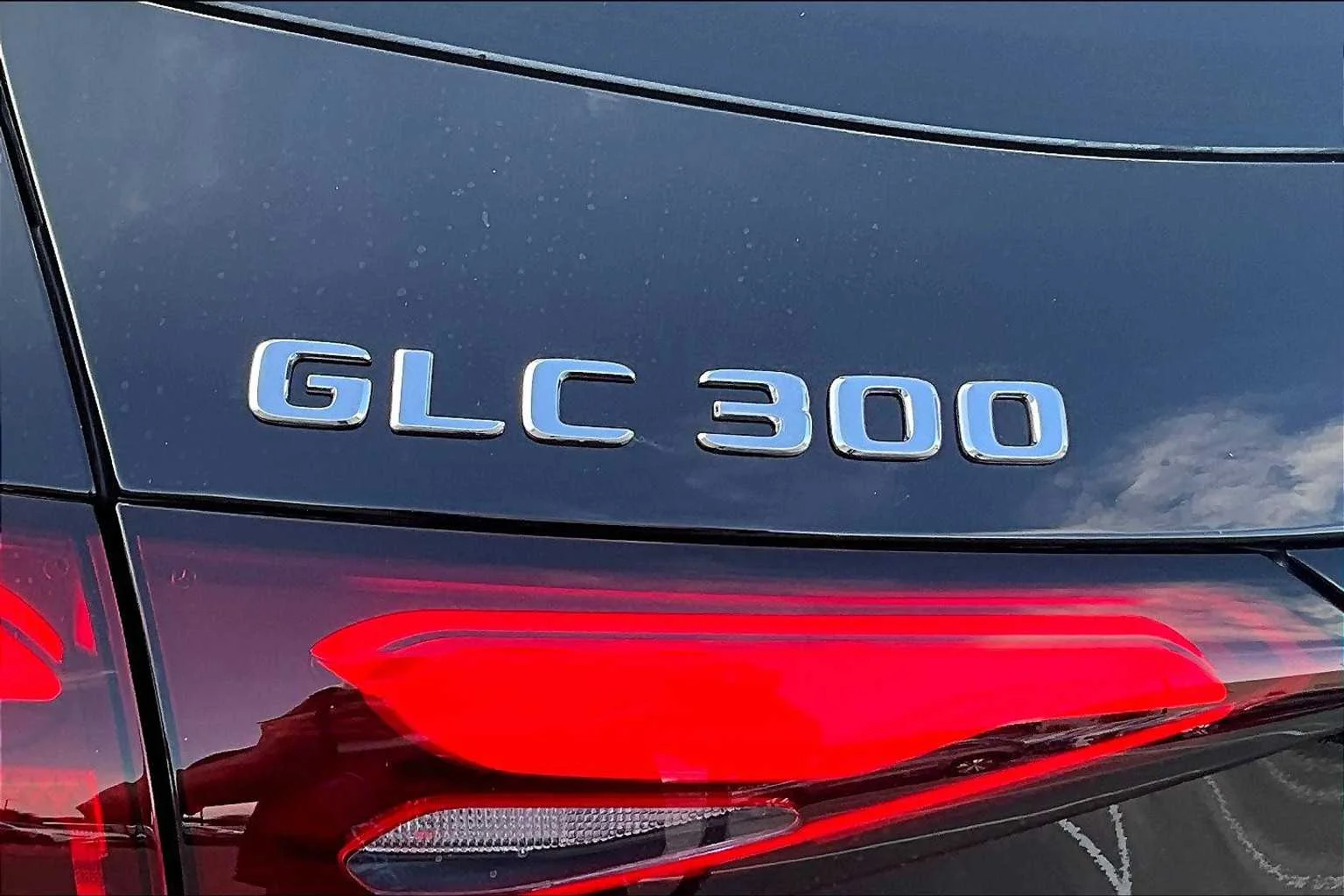 New 2026 Black Mercedes-Benz GLC 300 image 15