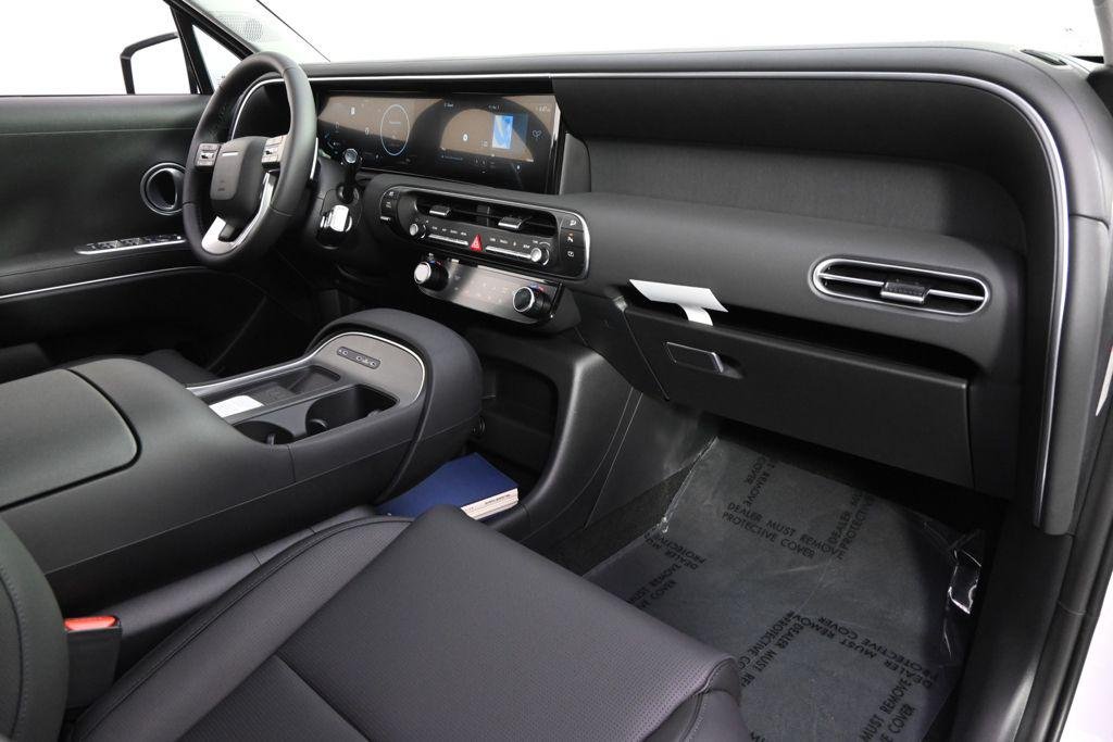 New 2026 White Pearl Hyundai SEL 7P image 15