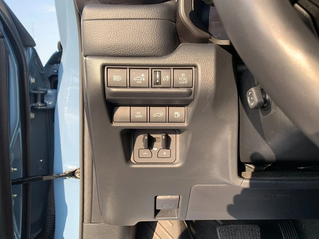 Used 2025 Blue Toyota Base image 31
