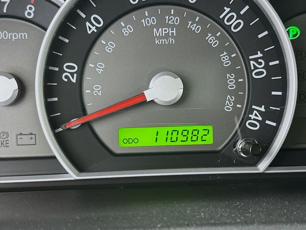 Used 2008 Alpine Gray Kia LX image 13