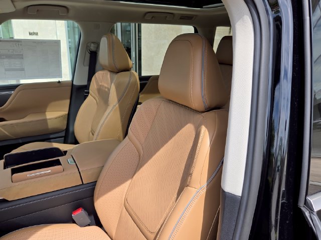 New 2027 Black Obsidian INFINITI Luxe 4WD image 7