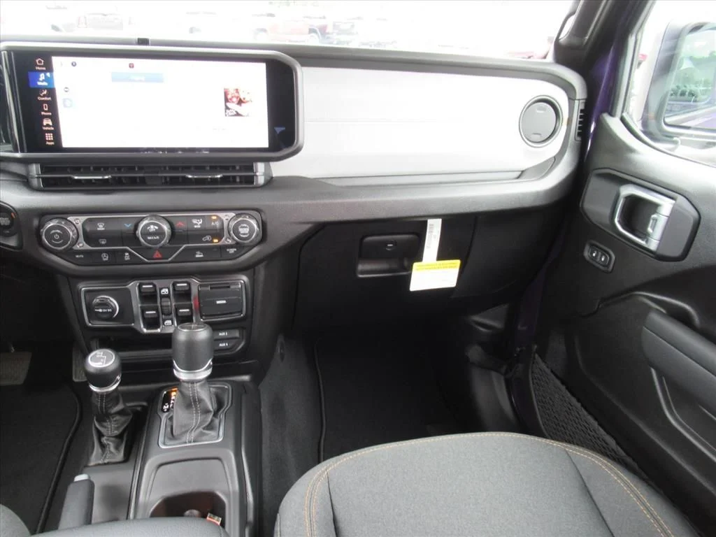 New 2026 Reign Exterior Paint Jeep Sport S image 15