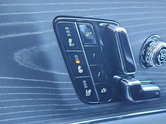 2025 Cadillac LYRIQ Sport 2 - Photo 28