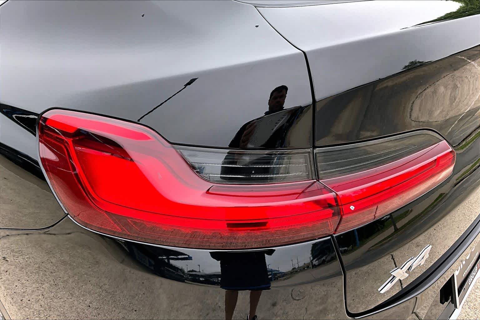 Used 2019 Jet Black BMW xDrive30i image 29