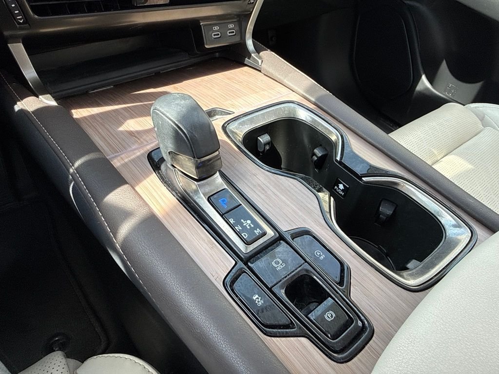 Used 2024 White Lexus 350 Luxury image 12