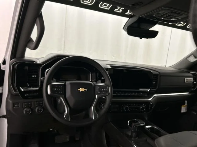 2025 Chevrolet Silverado 1500 LTZ - Photo 27