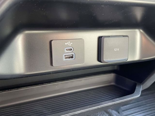 New 2026 Oxford White Ford XL image 16