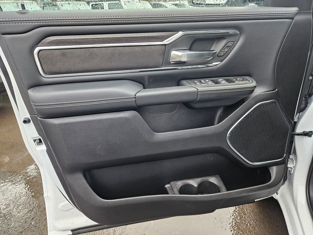 New 2026 Bright White Clear-Coat Exterior Paint RAM Laramie image 11
