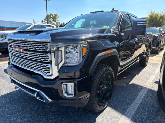 Used 2022 Black GMC Denali image 1