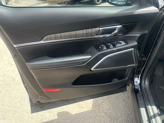 Used 2024 Ebony Black Kia EX image 10