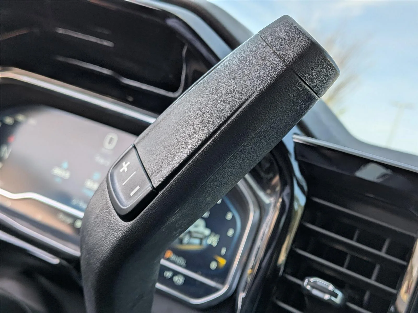 Used 2023 Summit White Chevrolet RST image 24
