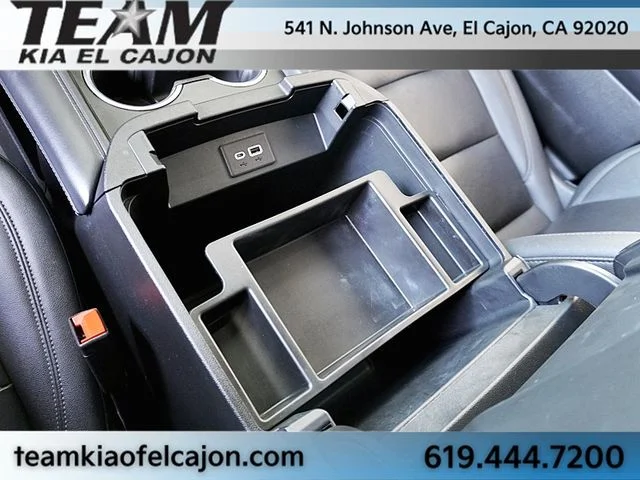 Used 2022 Gray Chevrolet Z71 image 35