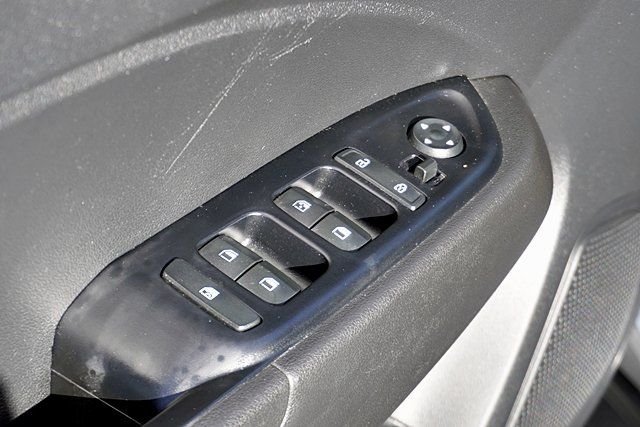 Used 2021 Silver Hyundai SEL image 22