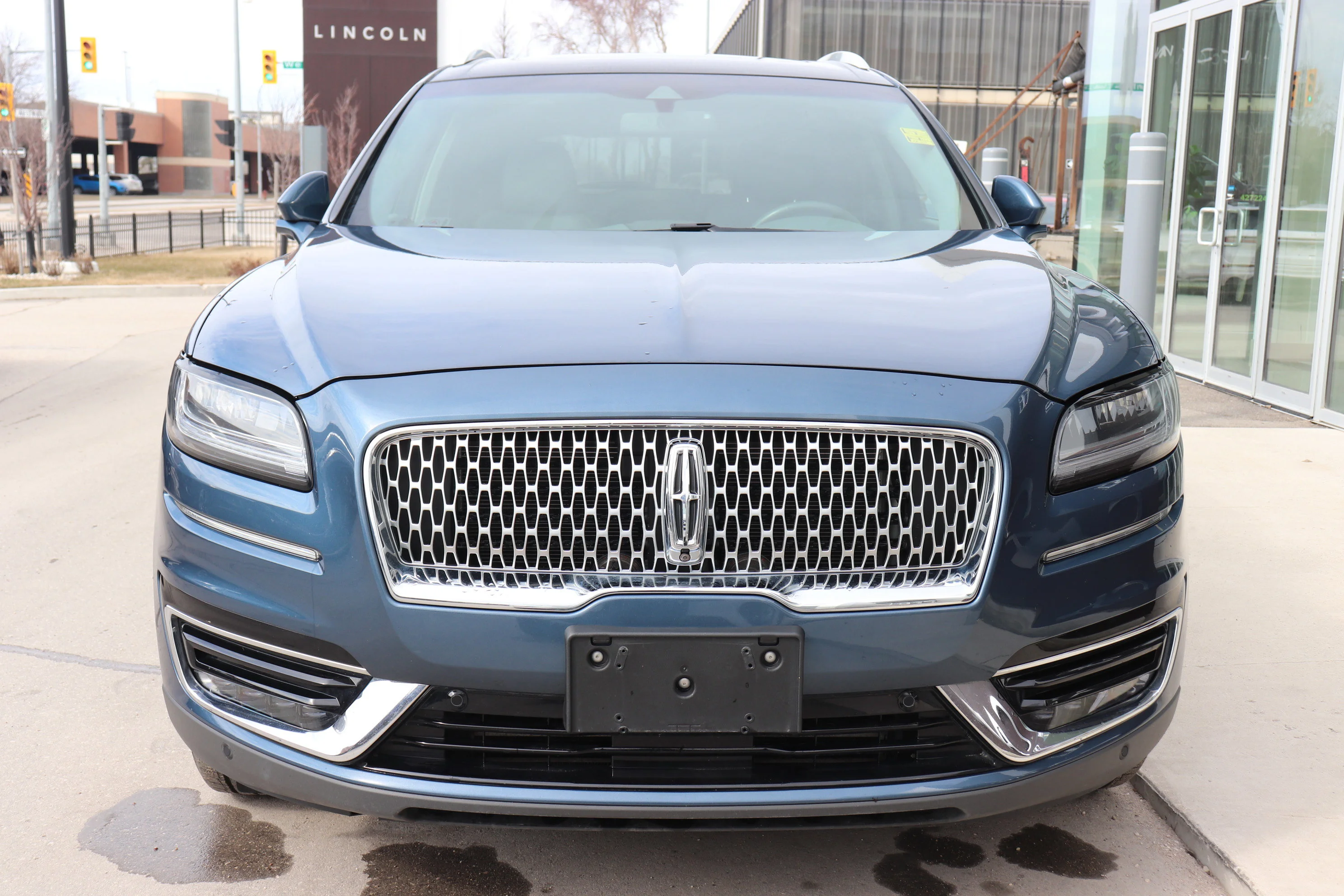 Certified Used 2019 Blue Lincoln Reserve image 2