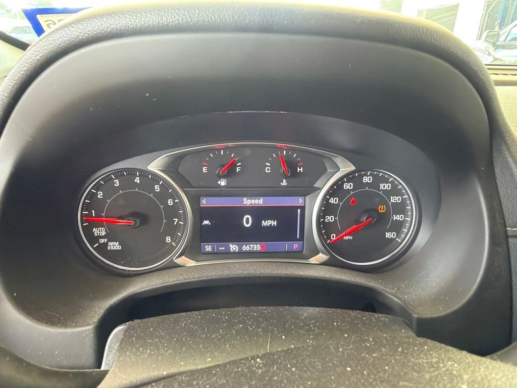 Used 2020 White GMC SLT image 8